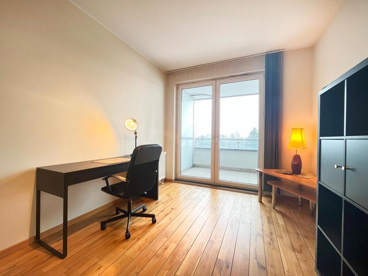 In Cozy Area For 4 Guest, Cracow *